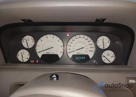 2002 Jeep Grand Cherokee Limited from USA, damaged, VIN 1J4GX58N92C311011